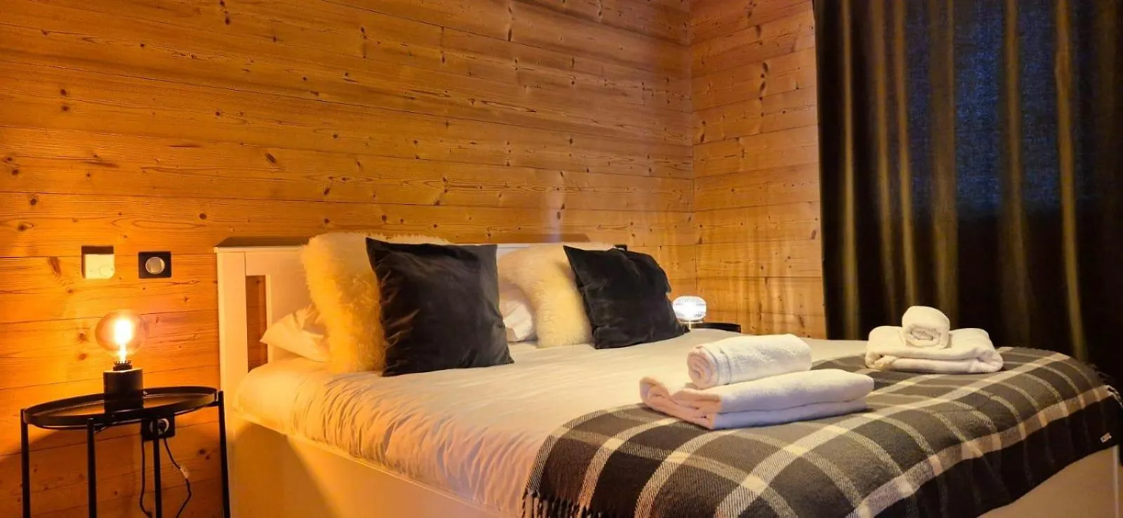 New Luxury Apartment With Panoramic View Chatel France