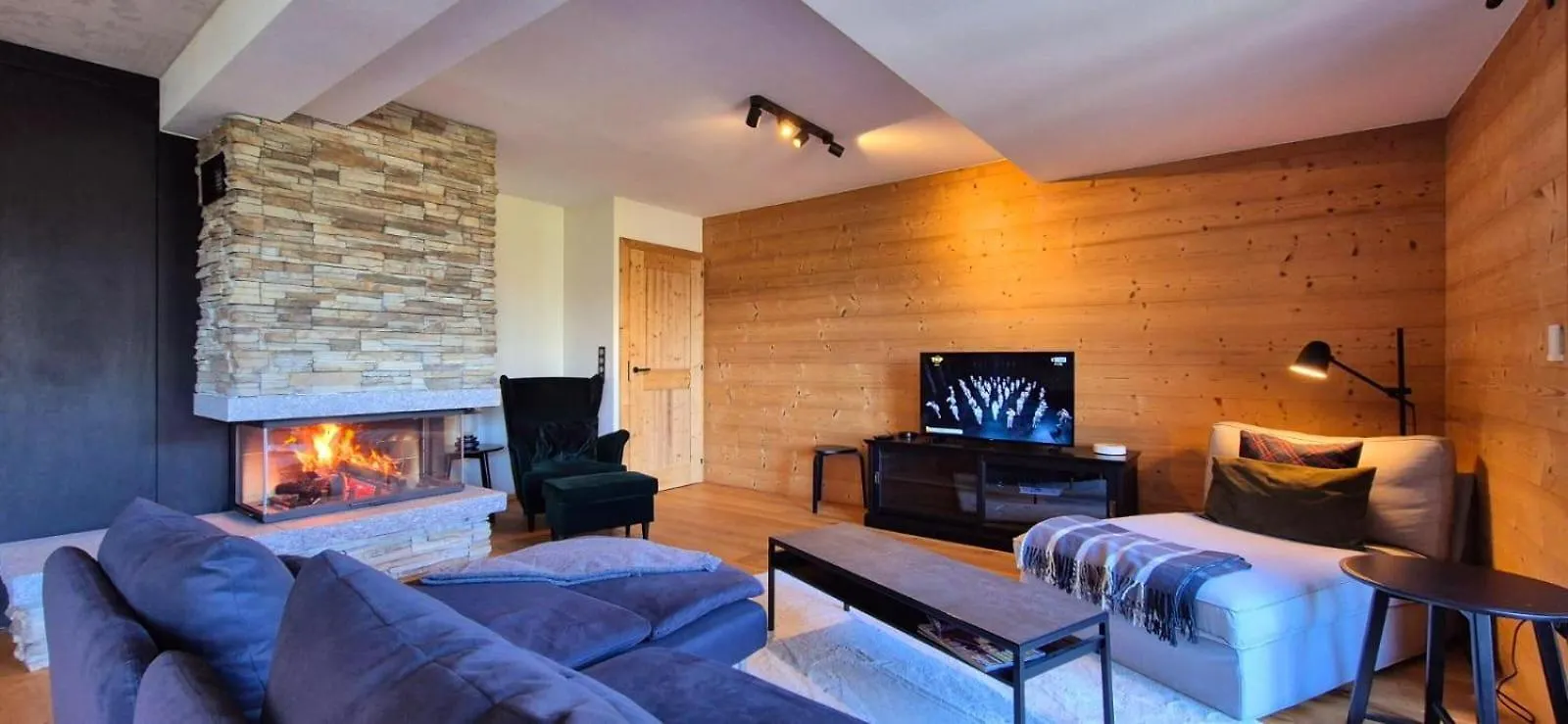 New Luxury Apartment With Panoramic View Chatel
